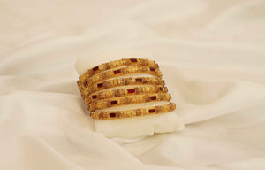 Set of 6 Beautiful Bangles