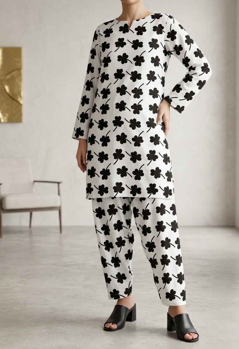 Women’s 2 Piece Unstitched Printed Lawn Suit – Latest Pakistani Trend 2026