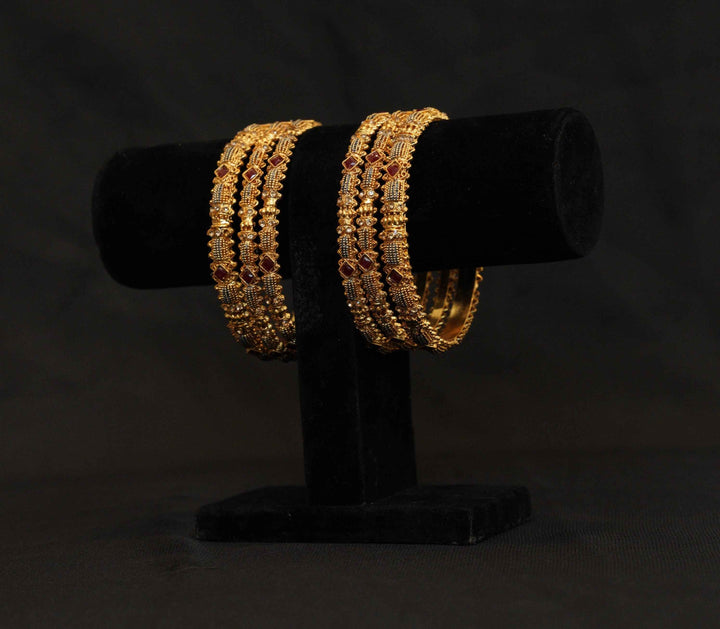 Set of 6 Elegant Bangles