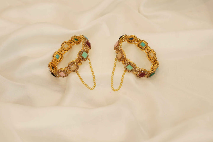 Openable Kara (with Safety Chain)