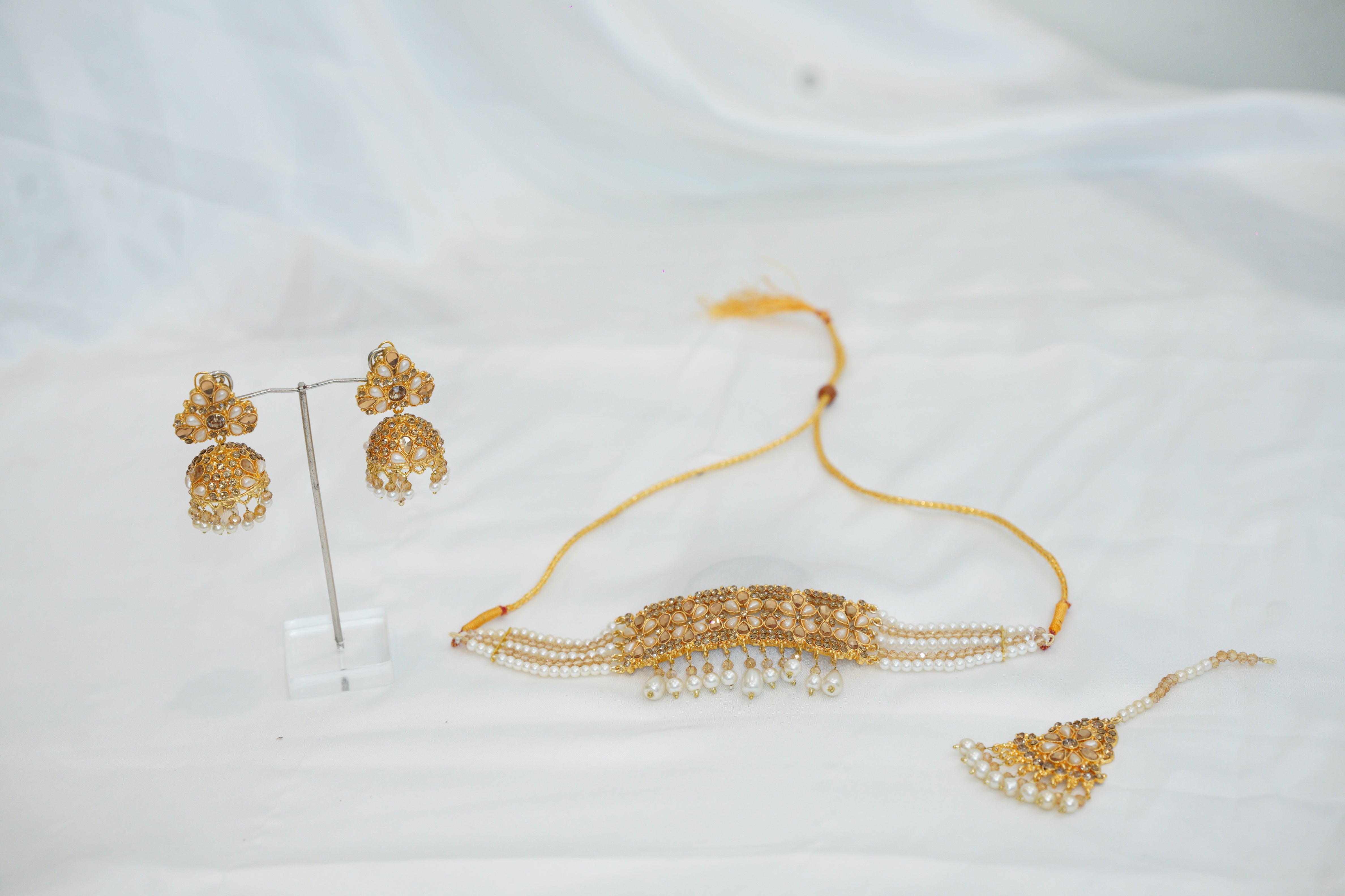 Fancy Choker Set