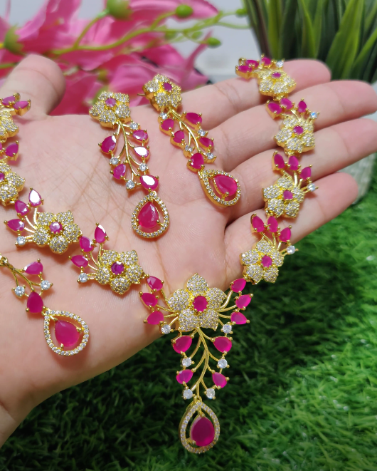 AD One Carat Necklace Set