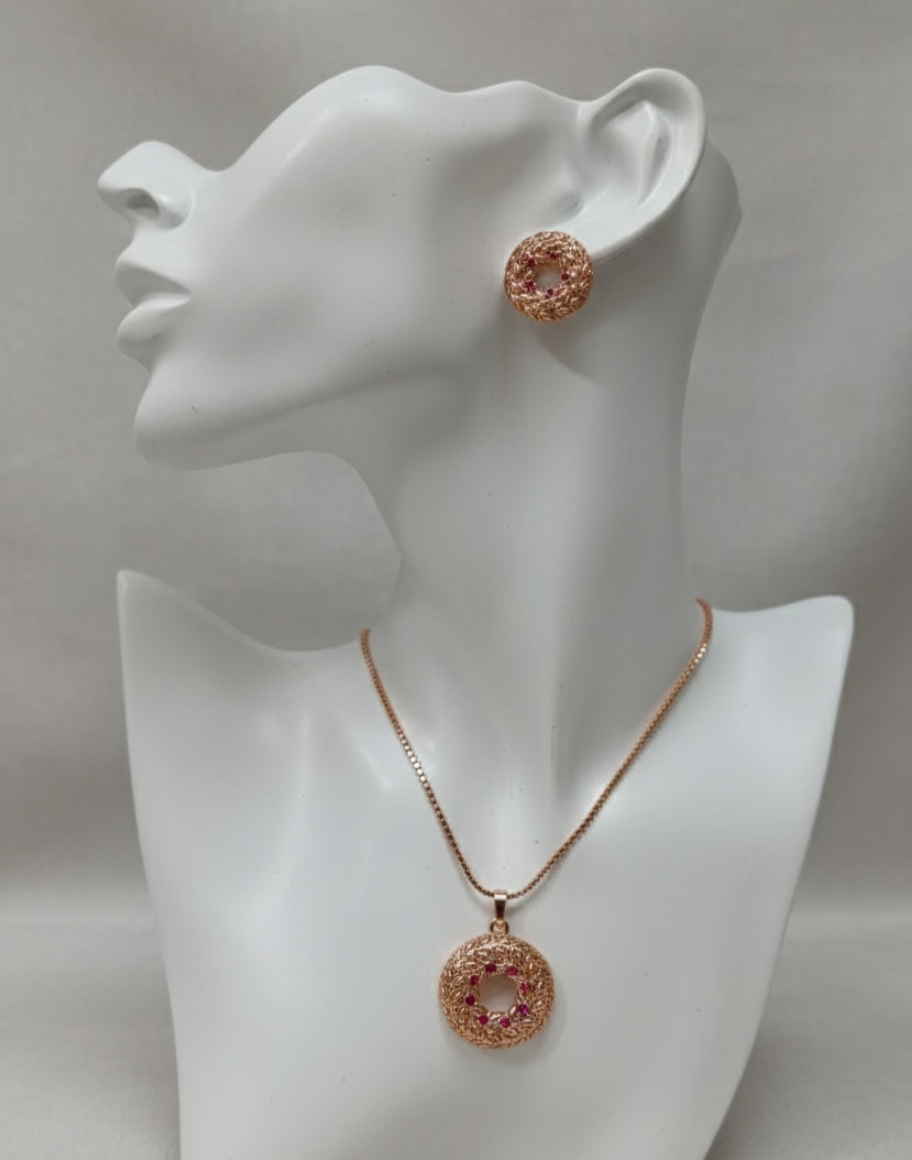 Elegant Slim Pendant Set for Women